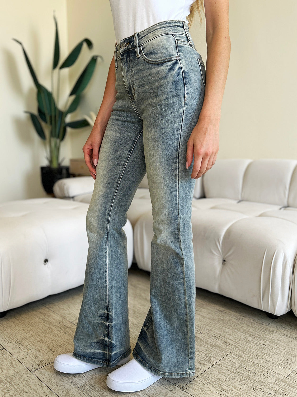 Judy Blue Mid Rise Flare Jeans