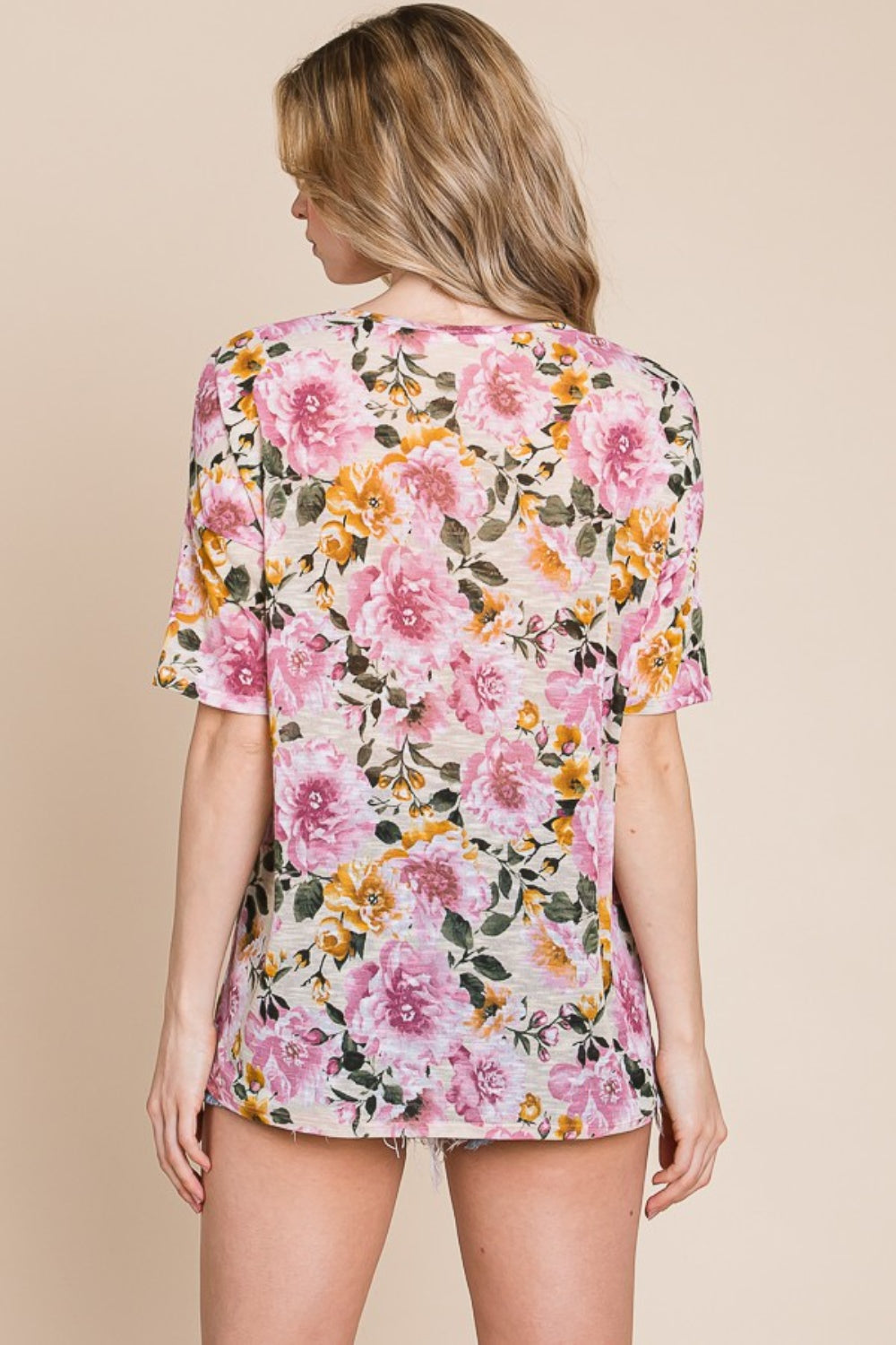 *BOMBOM* Floral Round Neck T-Shirt